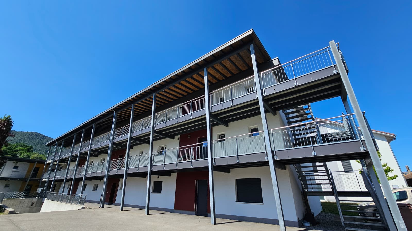 Très bel appartement de 3 pièces avec parking souterrain