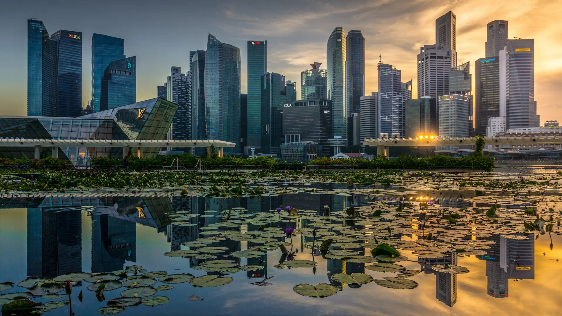 How to start a business in Singapore in 2026: startup grants, venture capital, accelerators, and the ecosystem.