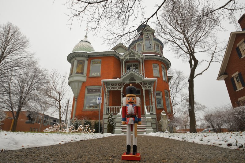 Lawrence House Centre for the Arts