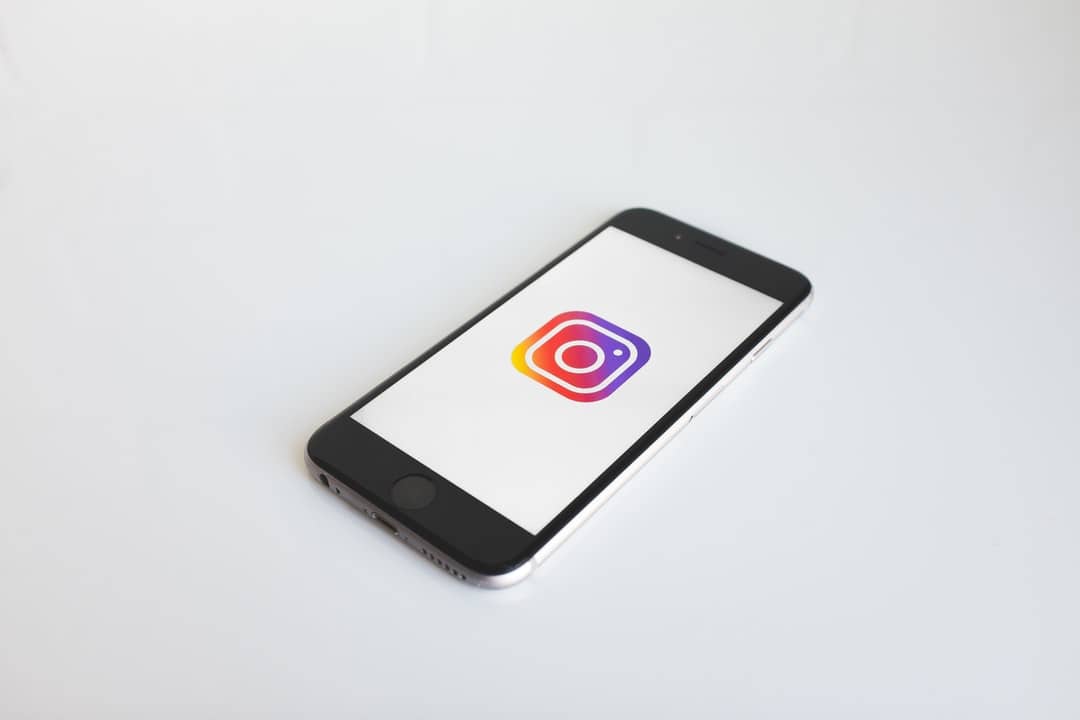 How to retarget your Instagram bio link visitors with ads