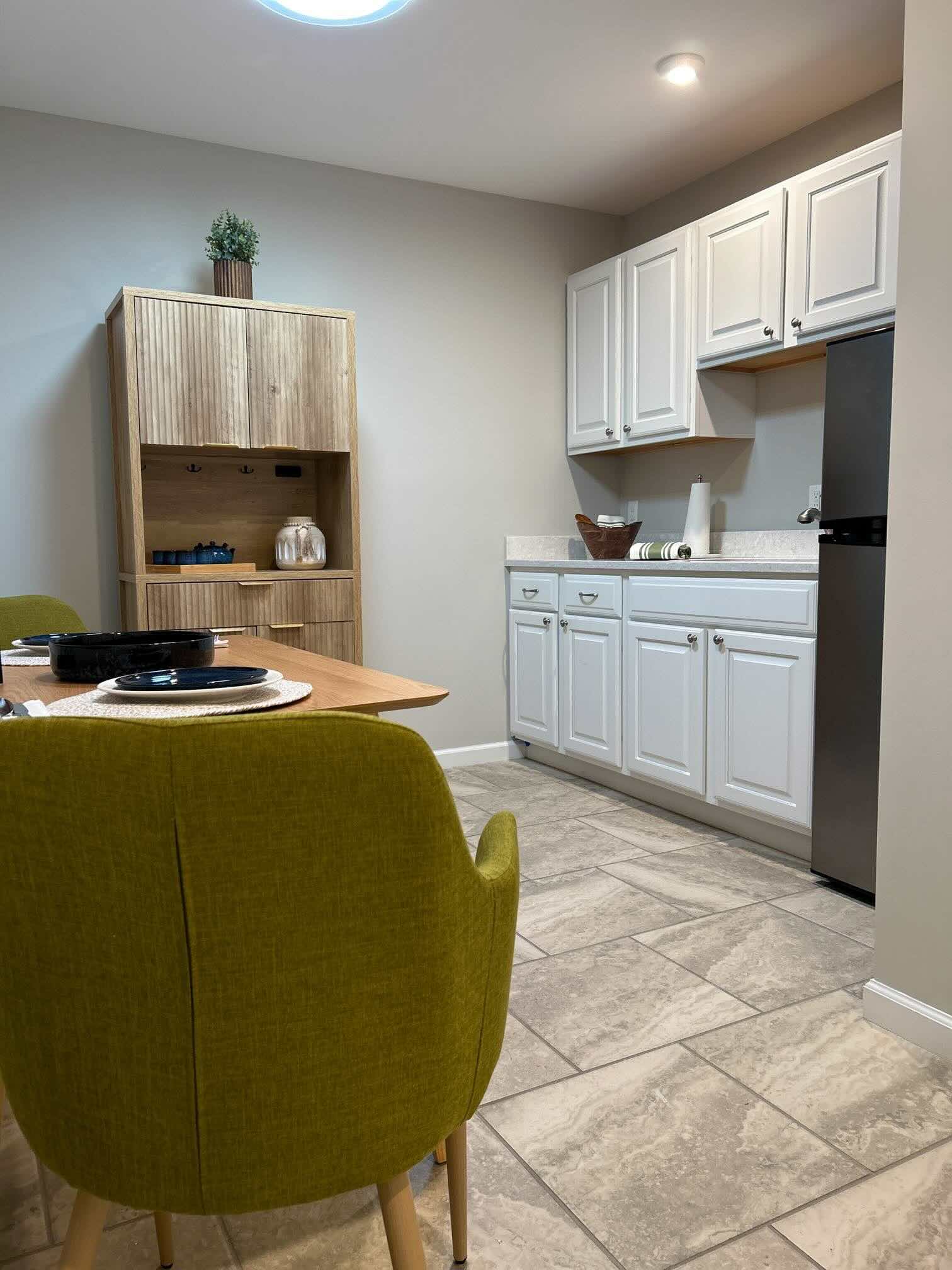 River's Bend Lake House Apartment Kitchen area.