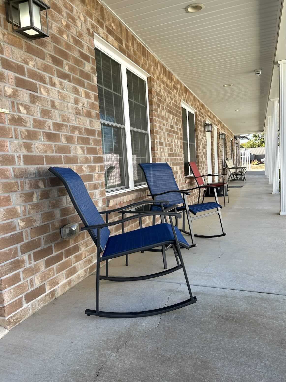 Outside River's Bend Lake House Assisted Living apartment showing patio.