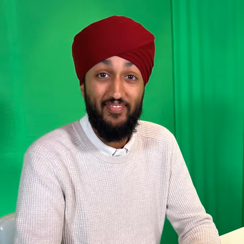 Gurvir Riyat is a Co-Founder of The BAE HQ, which inspires, connects and guides the next generation of British Asians.