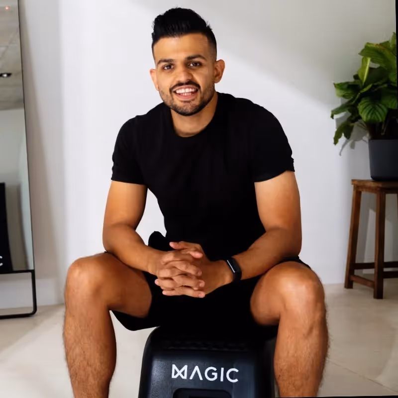 Co-founder and CEO of MAGIC AI, building a camera-driven intelligent mirror that delivers AI-powered personal training at home.