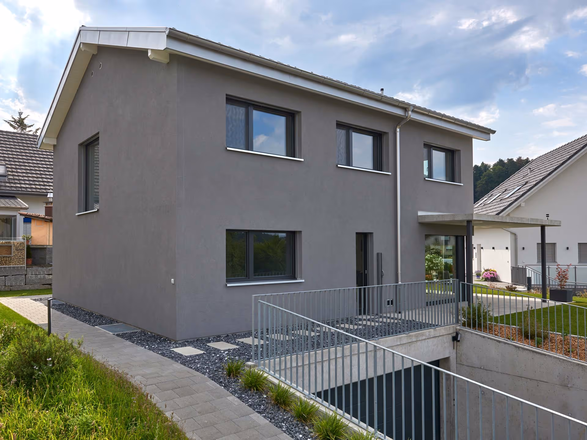Integrierte Garage im Untergeschoss