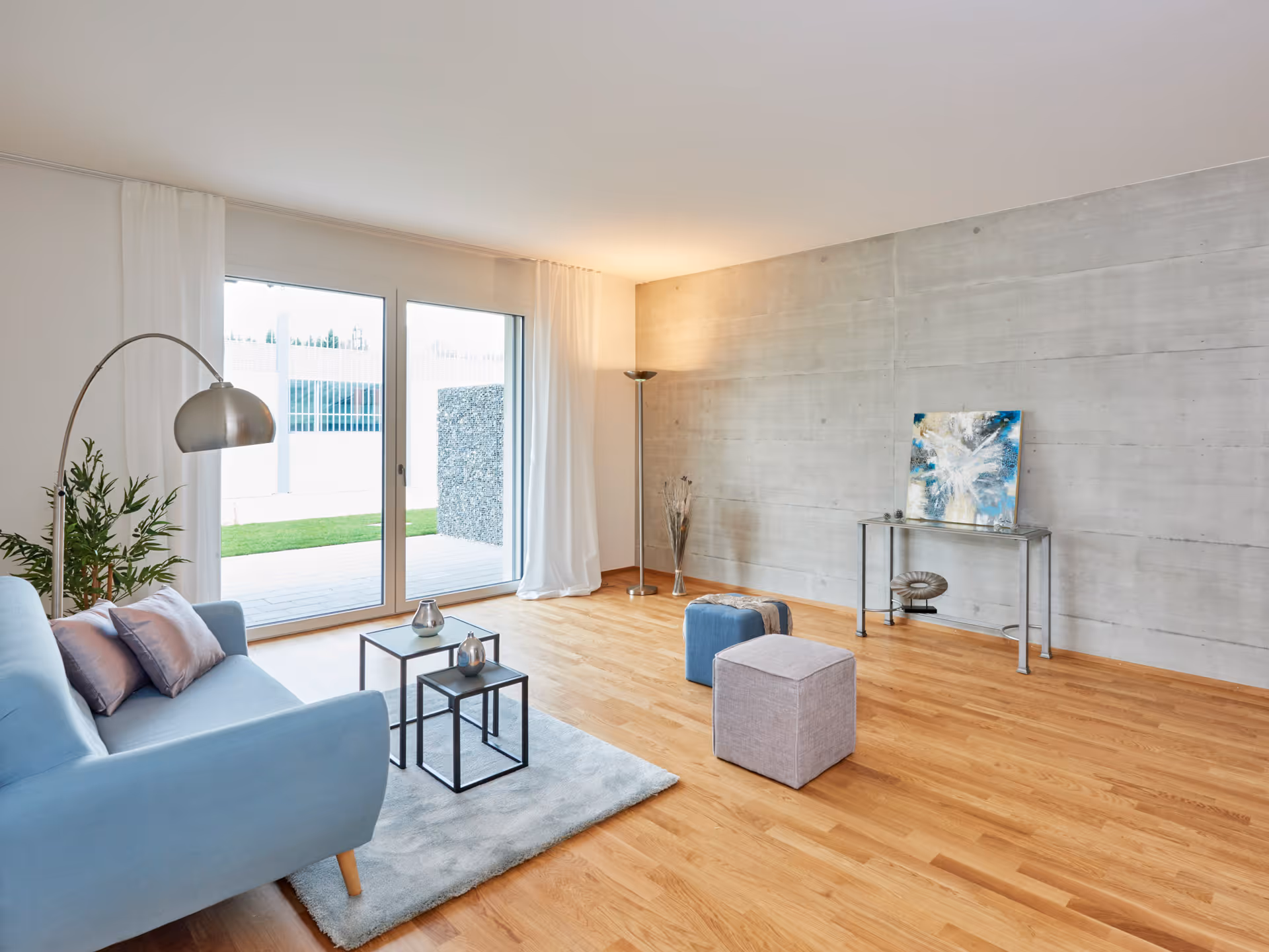 Grosszügiges Wohnzimmer