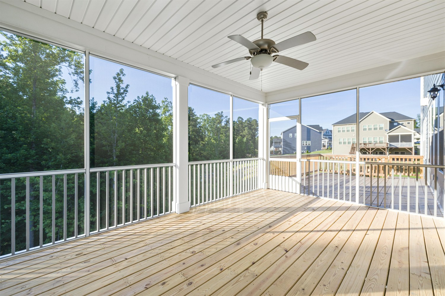 Empty sunroom before staging