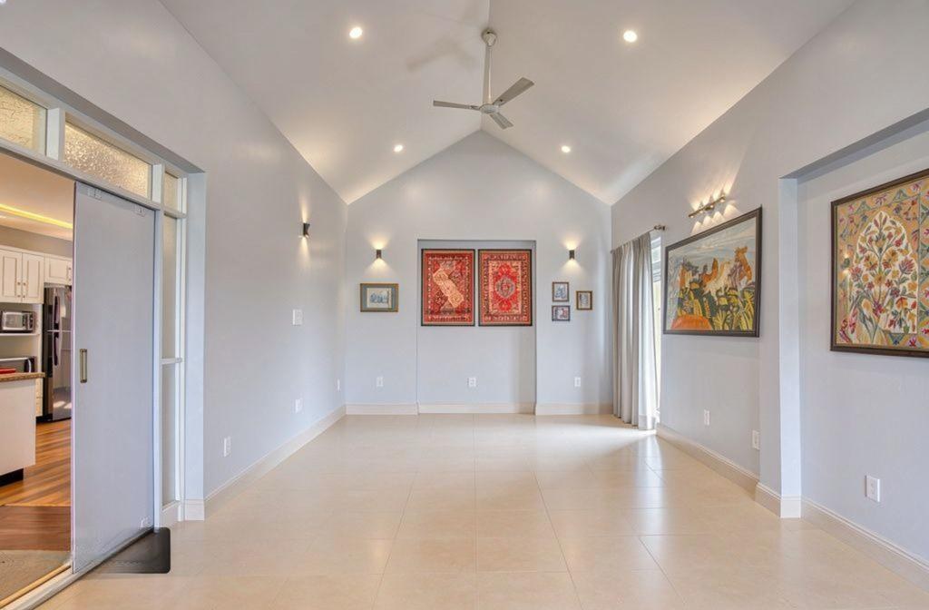 After — room emptied by REimagineHome