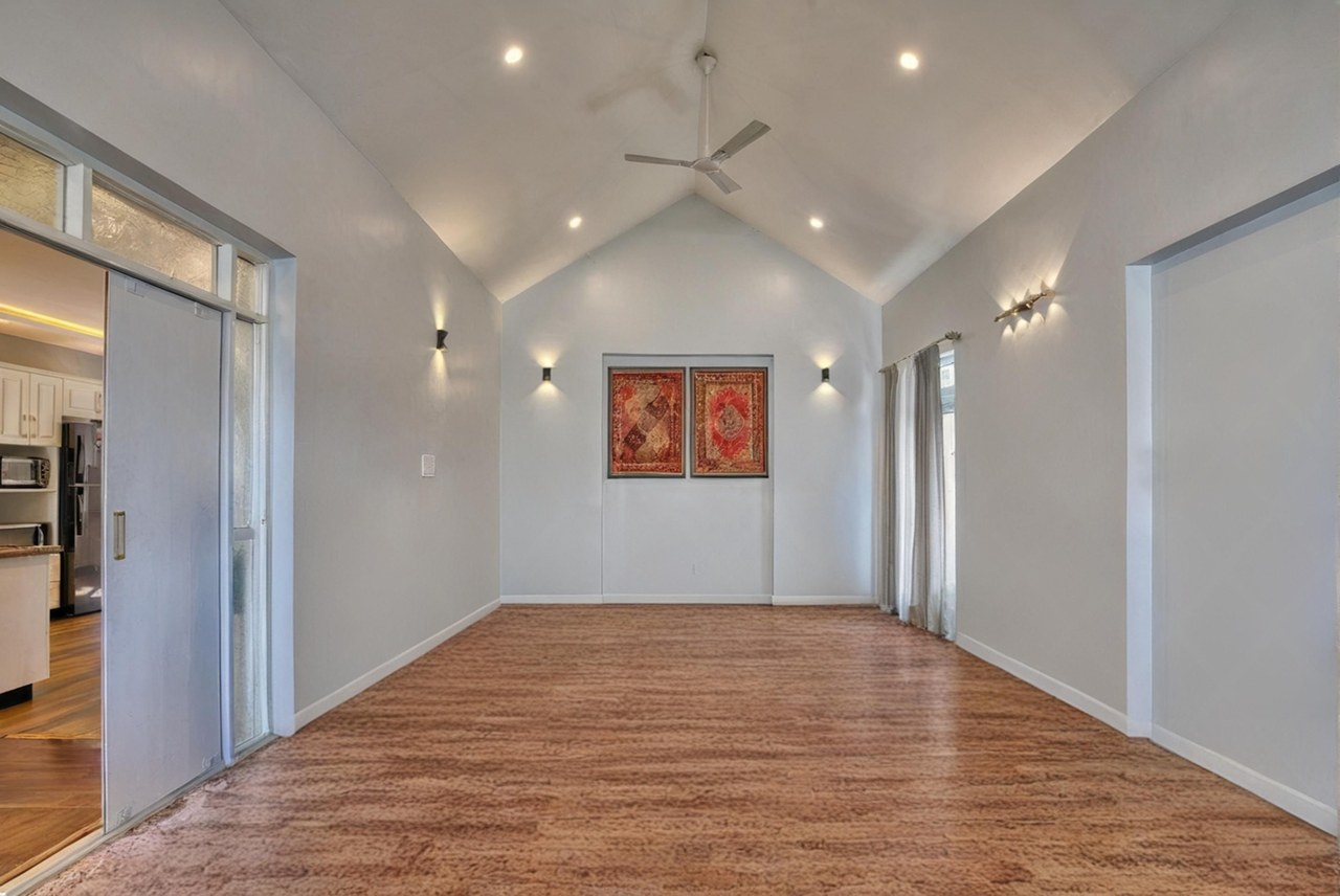After — room emptied by AI HomeDesign