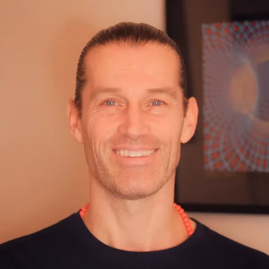 Paul O'Regan headshot