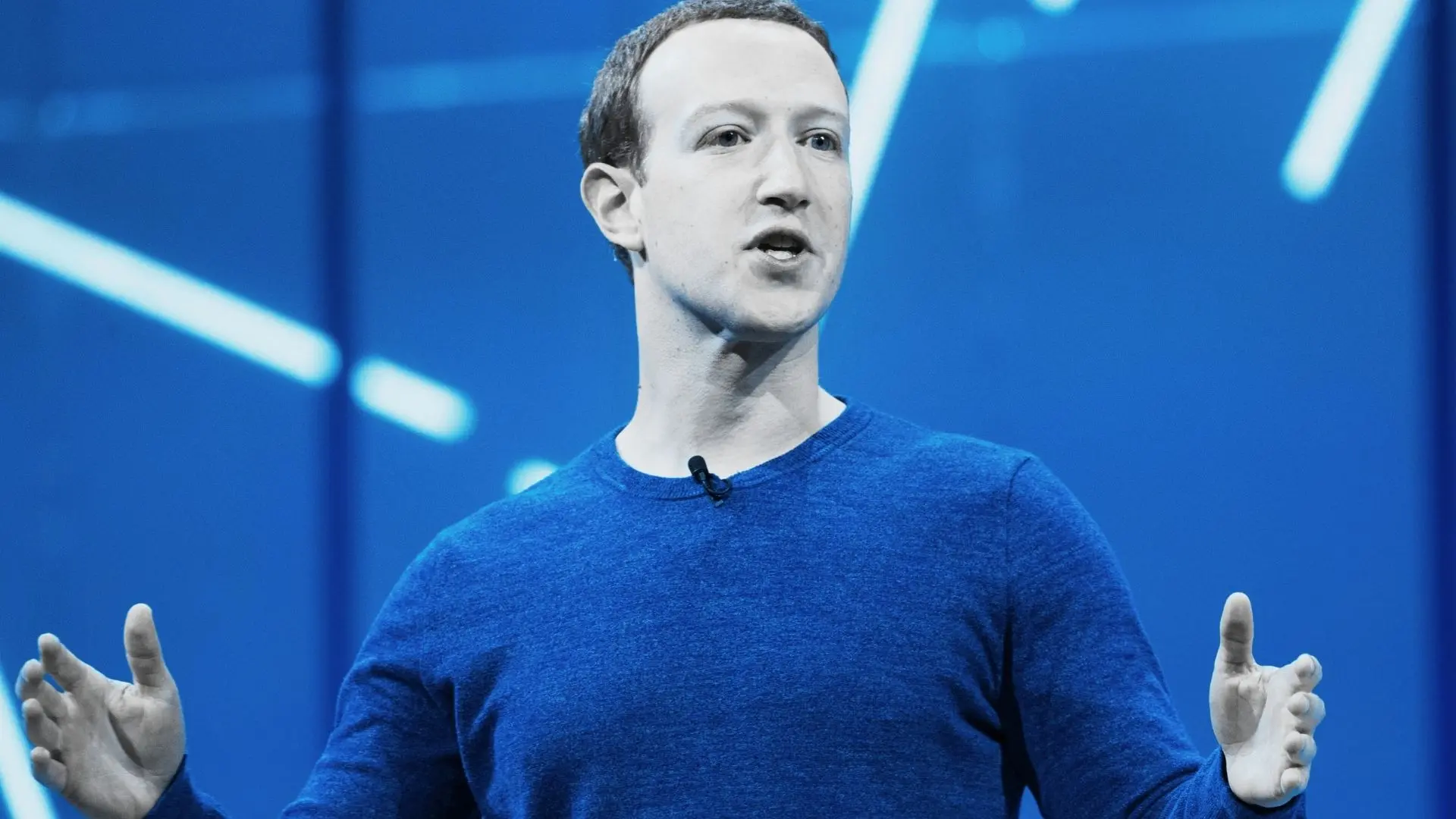 Görselde Mark Zuckerberg bir seminerde konuşma yaparken gözüküyor.