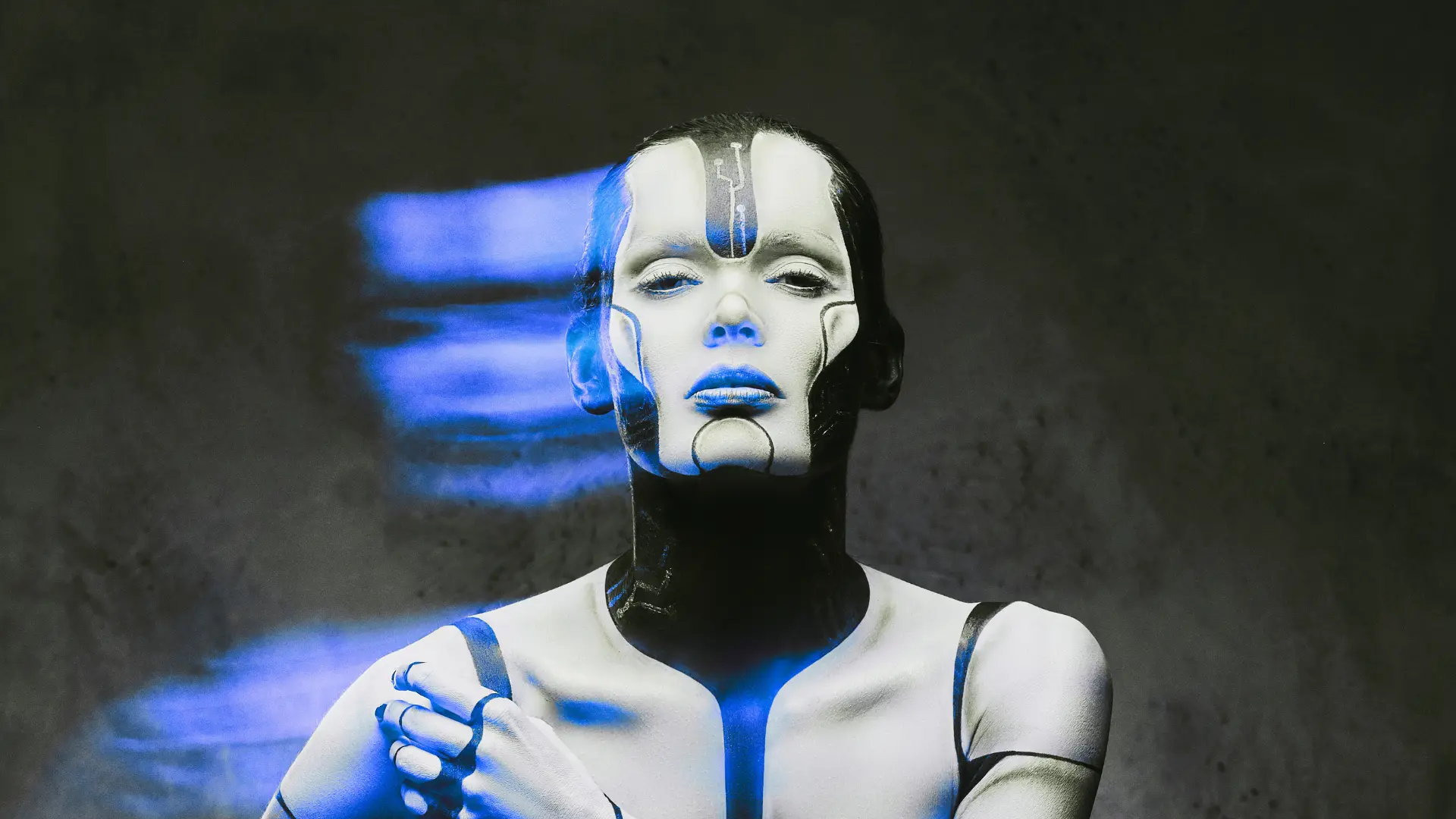 Yapay zekâ neden kendi egzozunu soluyor?