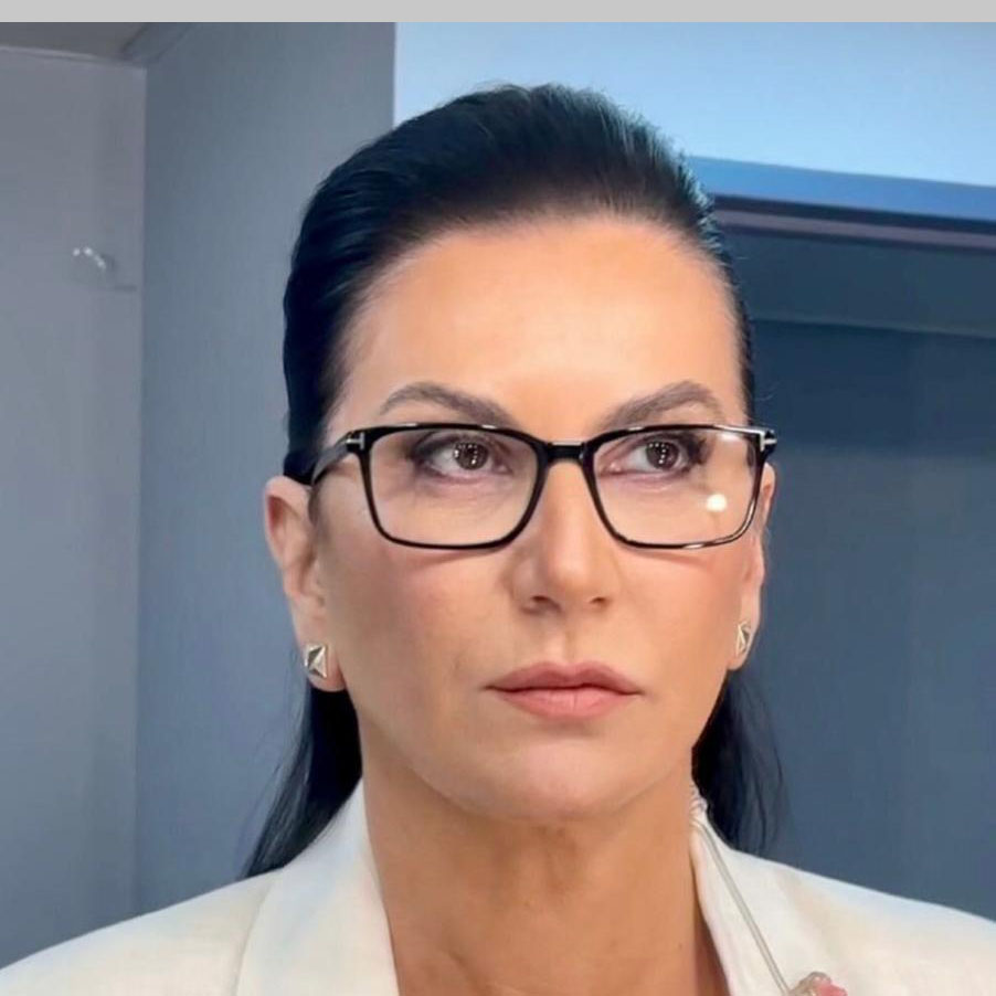 Ruti headshot