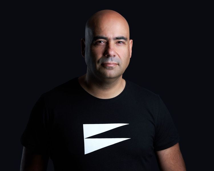 Photo of Adriano Esteves, Founder and Creative Designer at Bürocratik