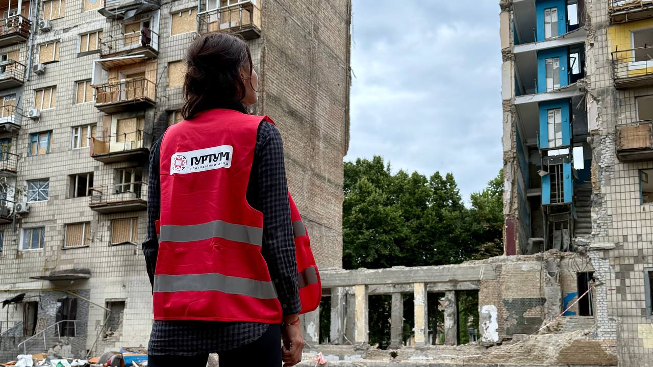 The Power of Action: How Volunteers Save Kyiv After Attacks