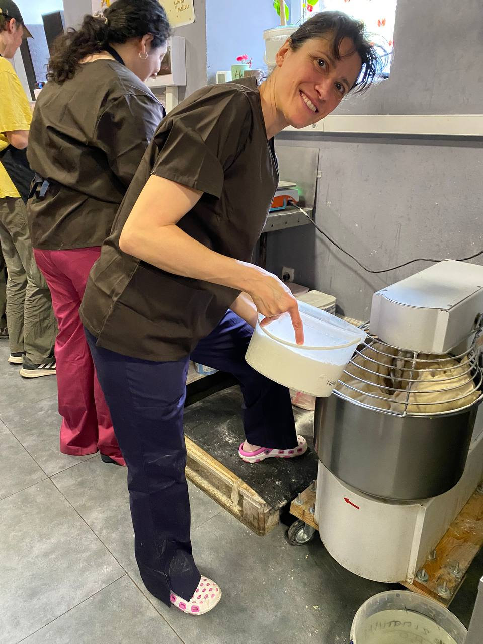 Hell's kitchen volunteers