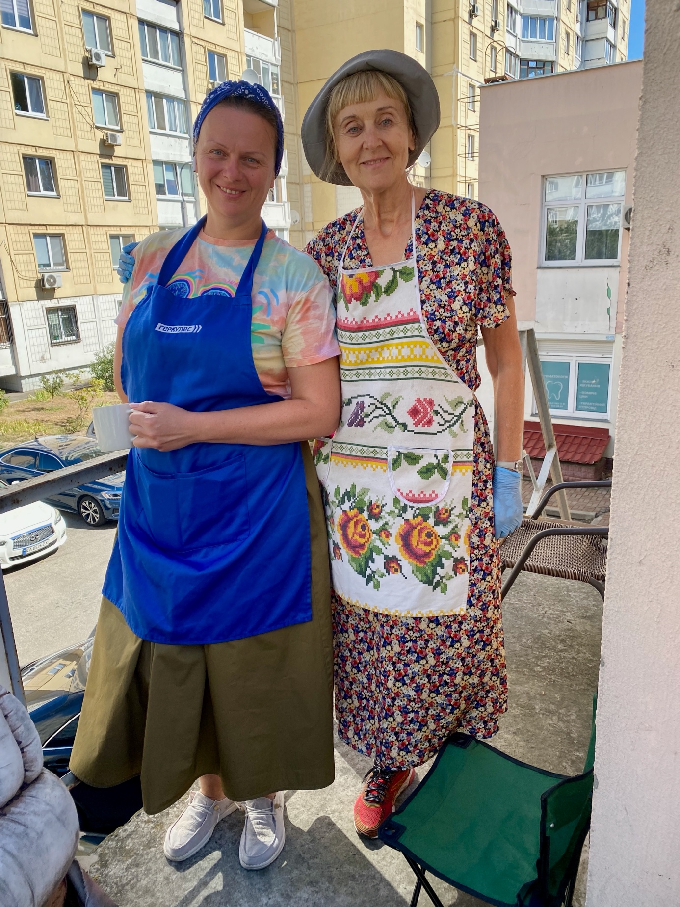 Volunteers at Ants Kitchen