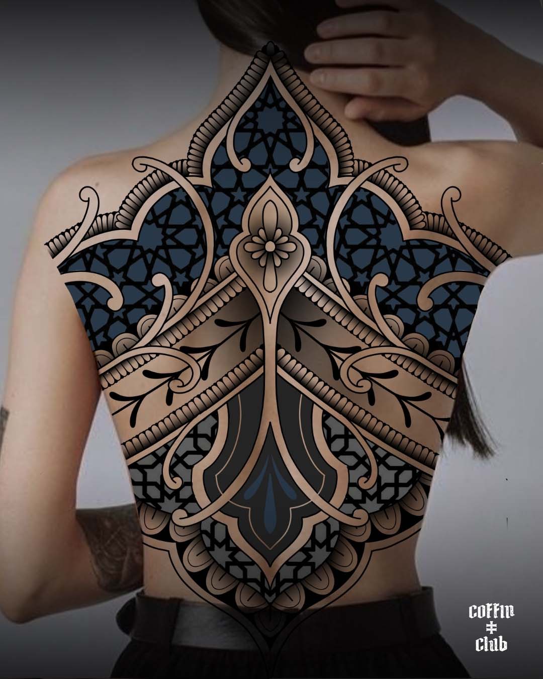 Asu, tatoueur ornemental au Coffin Club de Lausanne