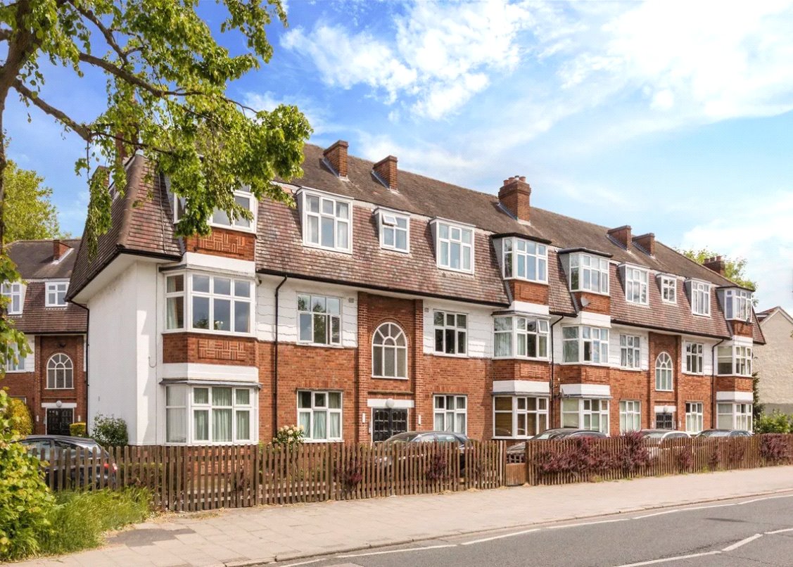 East End Road, East Finchley, London N2 0TA