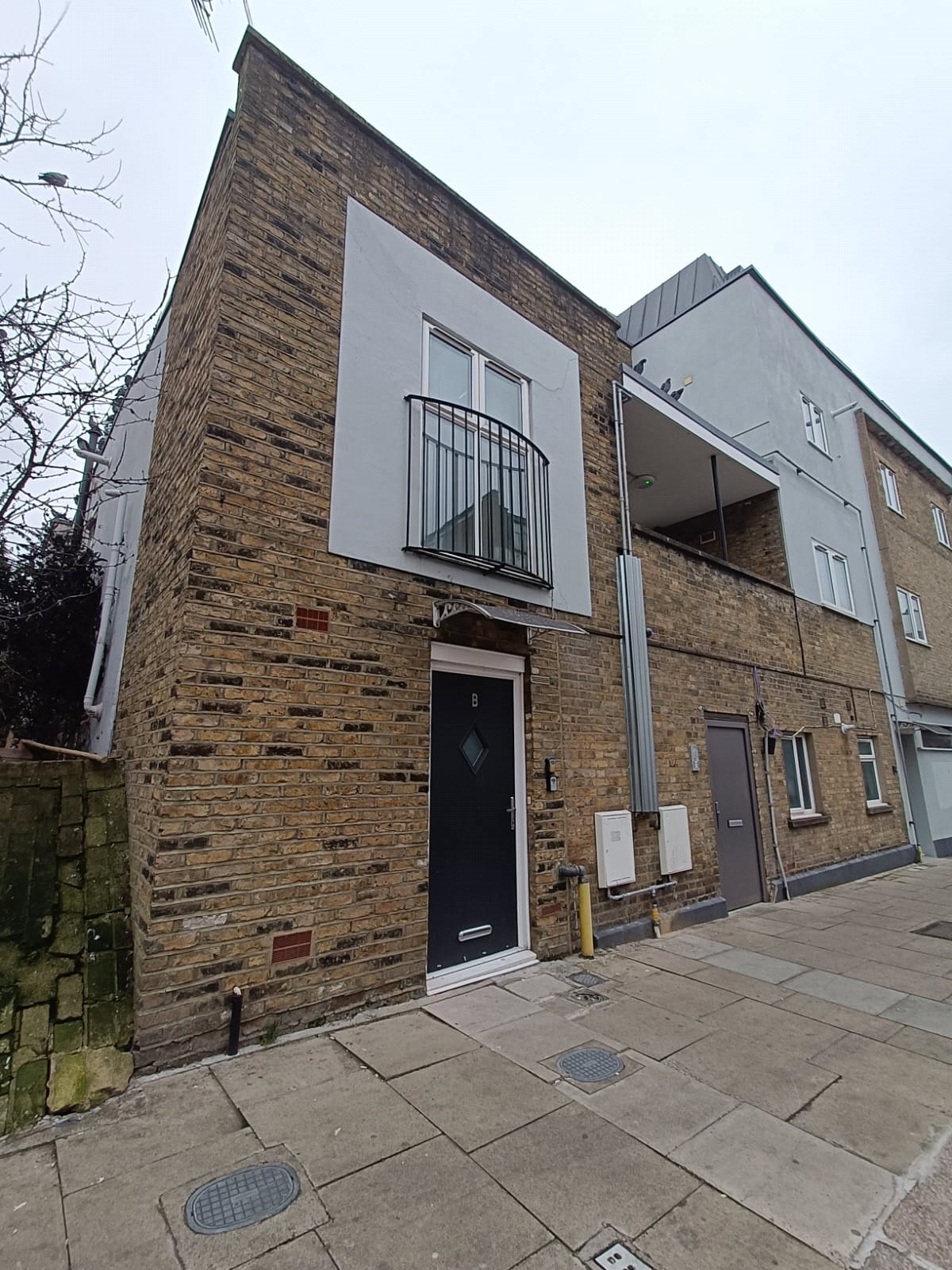 Queens Crescent, Kentish Town, London NW5 4ED