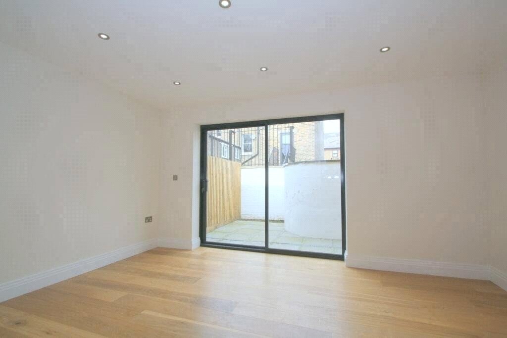 Lotus Mews, Archway, Islington N19 4BJ