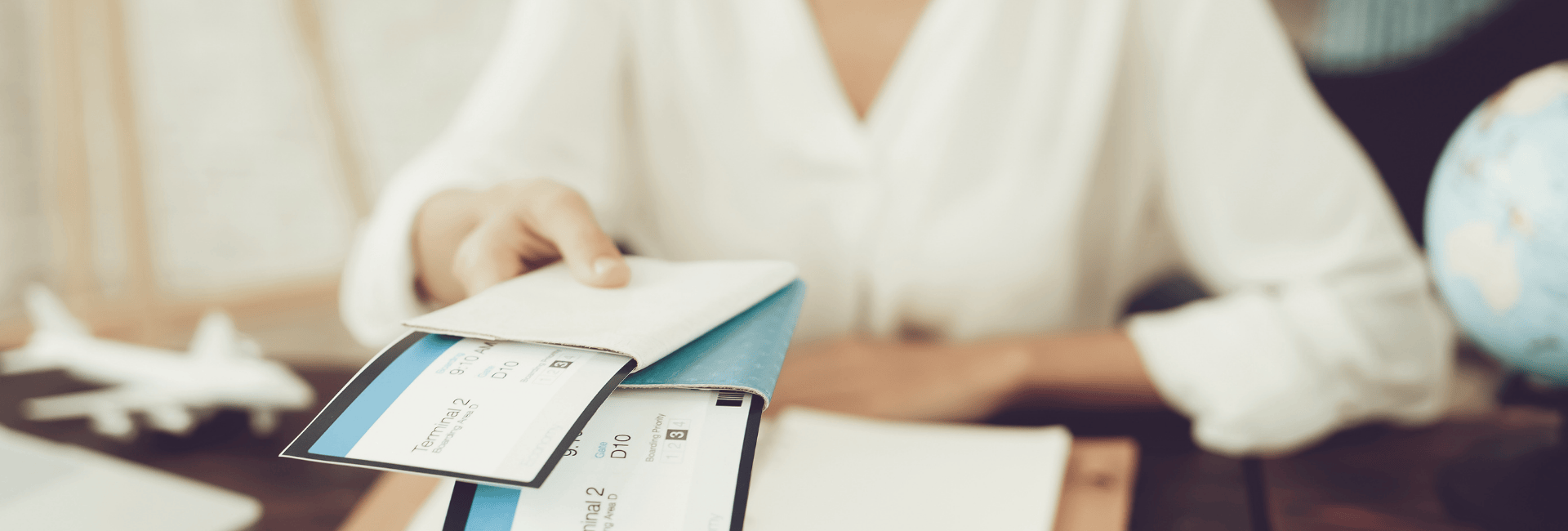 sonnenklar.TV Reisebüros und Flugbörse Reisebüros setzen auf Travcom24