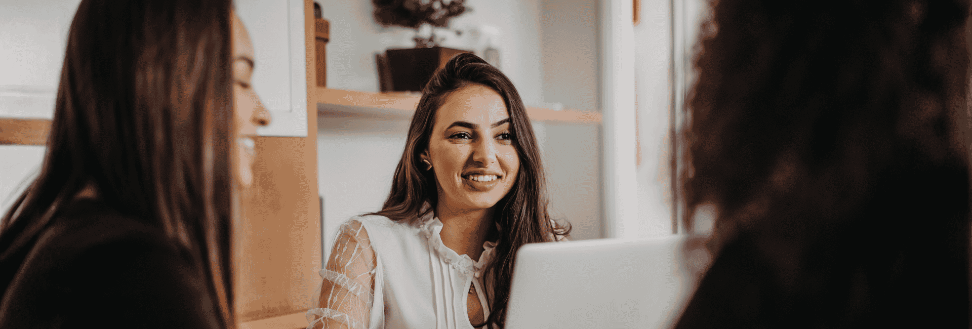 Content Marketing in Tourism: Strategies, Tips, and Real-World Examples for Greater Visibility