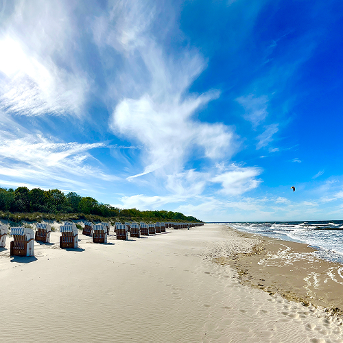 Strandkörbe am Strand von Koserow auf Usedom