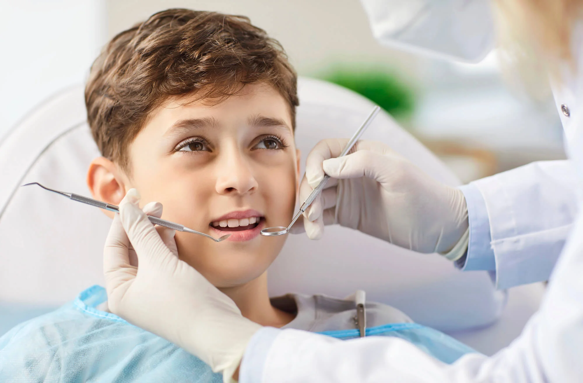 Dentists Near Wayne NJ with a young patient