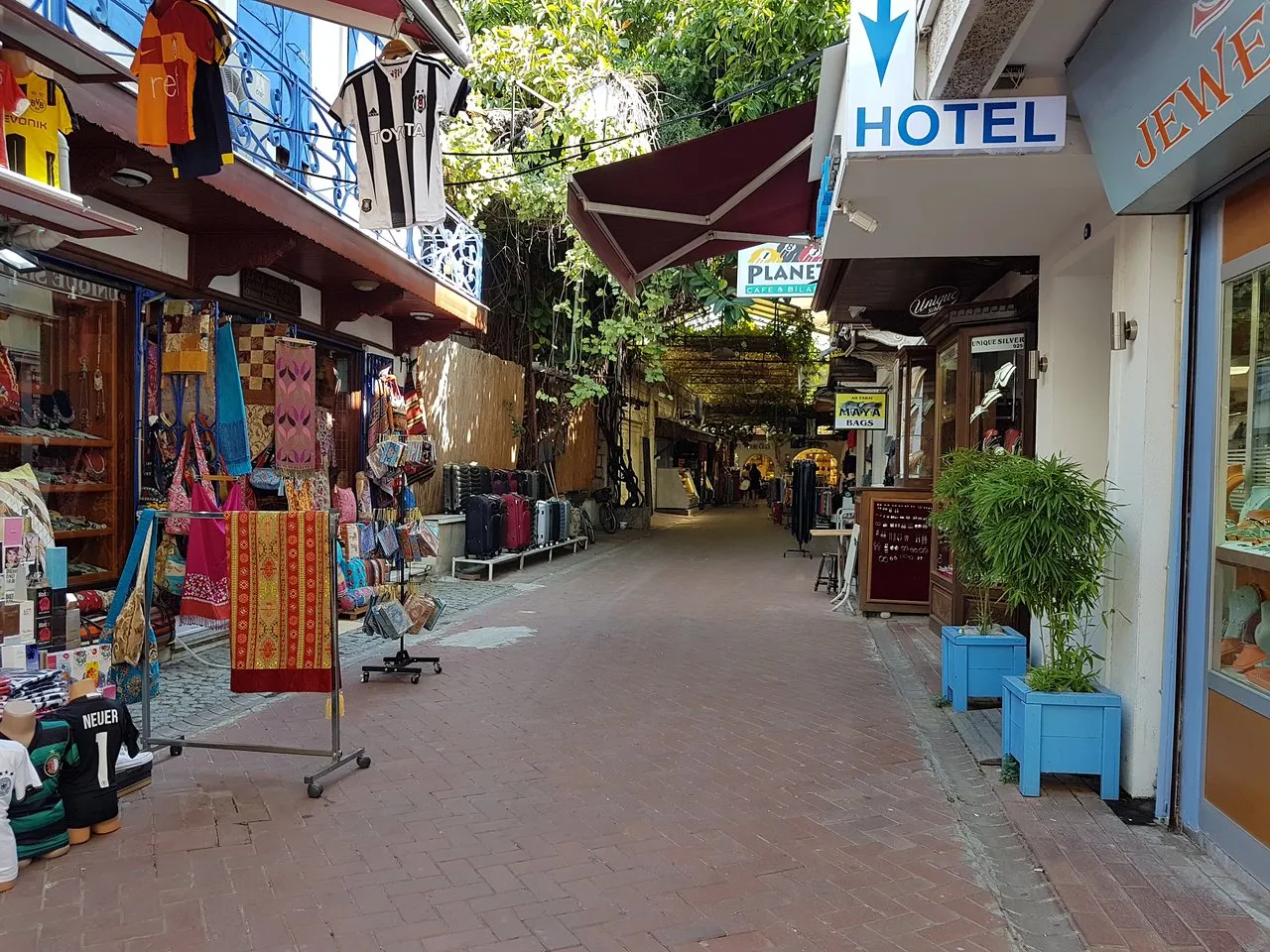 Fethiye Market Tours with VIP Vehicles - Fethiyecab