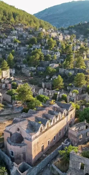 Kayaköy - Ghost Town Tours with VIP Vehicles - Fethiyecab