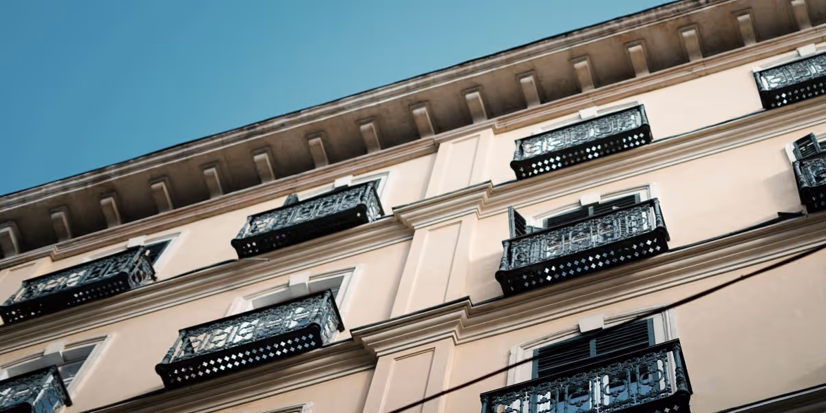 How Successful Entrepreneurs Should Approach Property Investment | Merryoaks Property Finance UK | Saam Lowni