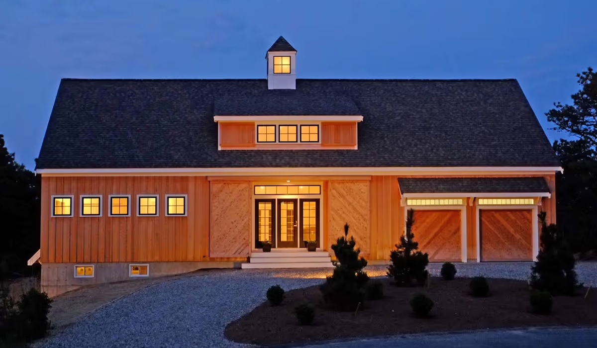 Barn Inspired New Home Homepage Image