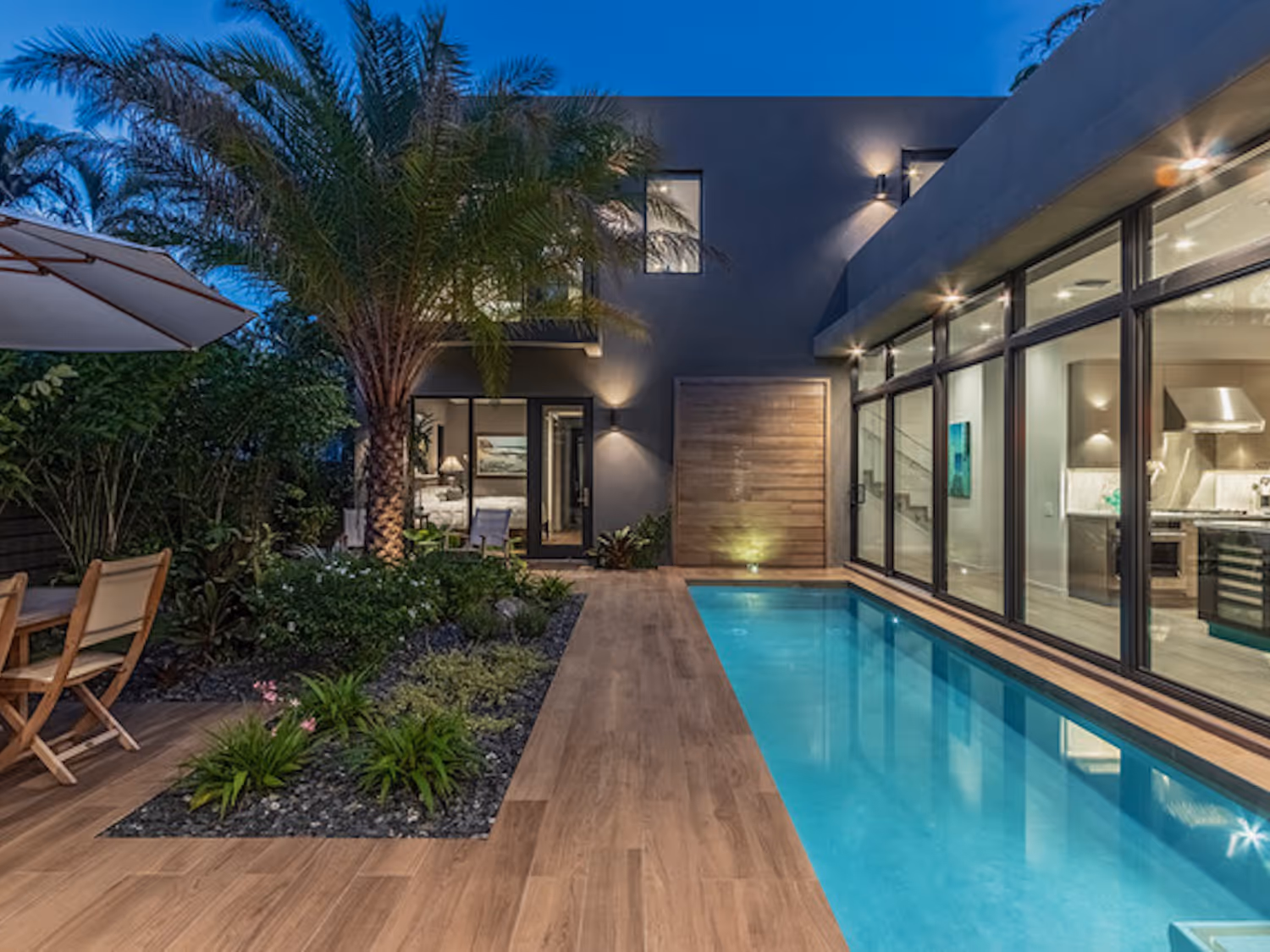 Victoria Park Contemporary Home