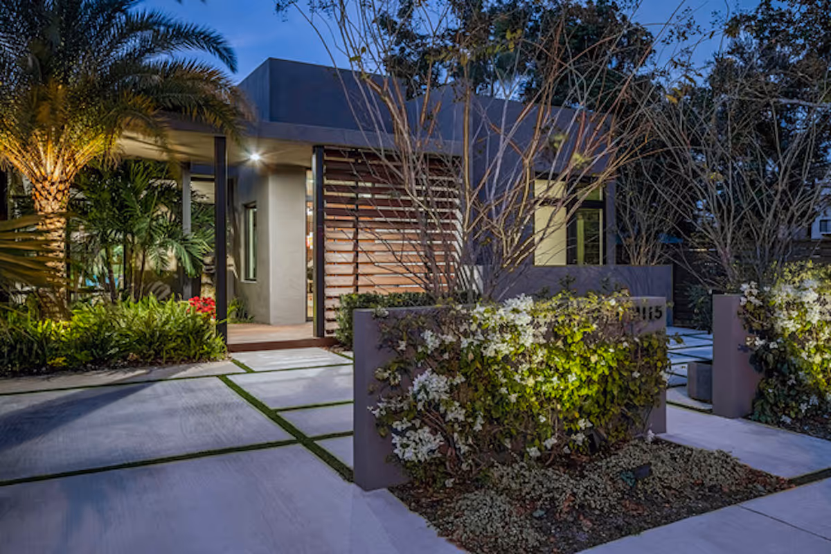 Victoria Park Contemporary Home