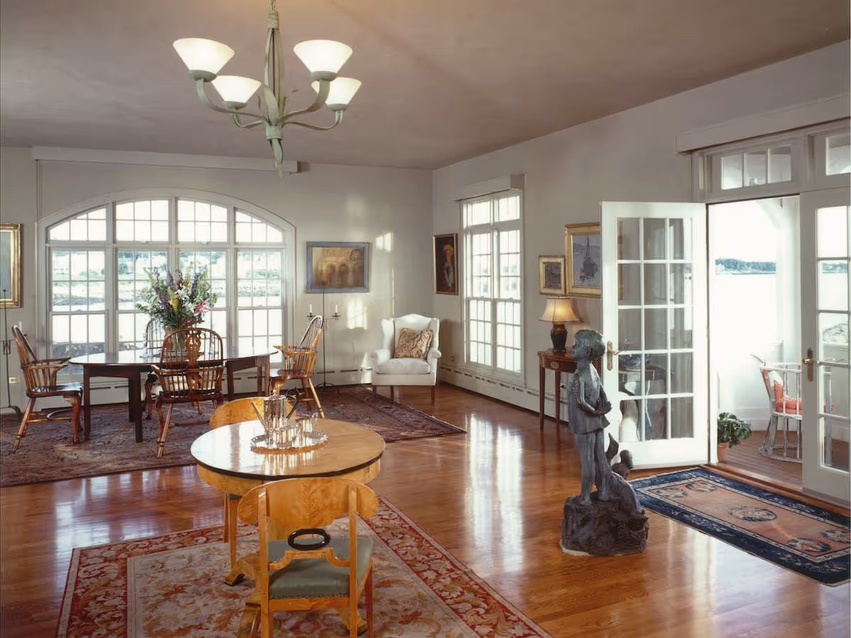 North Shore Oceanfront New Home