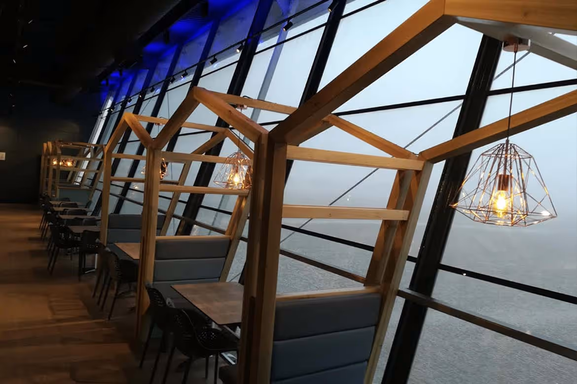 Southport Pier Cafe, Interior Design