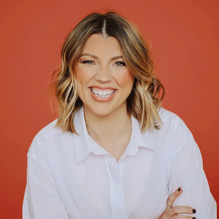 Headshot of Brittany, Founder of Happyland Creative® and client of Luma Liz.