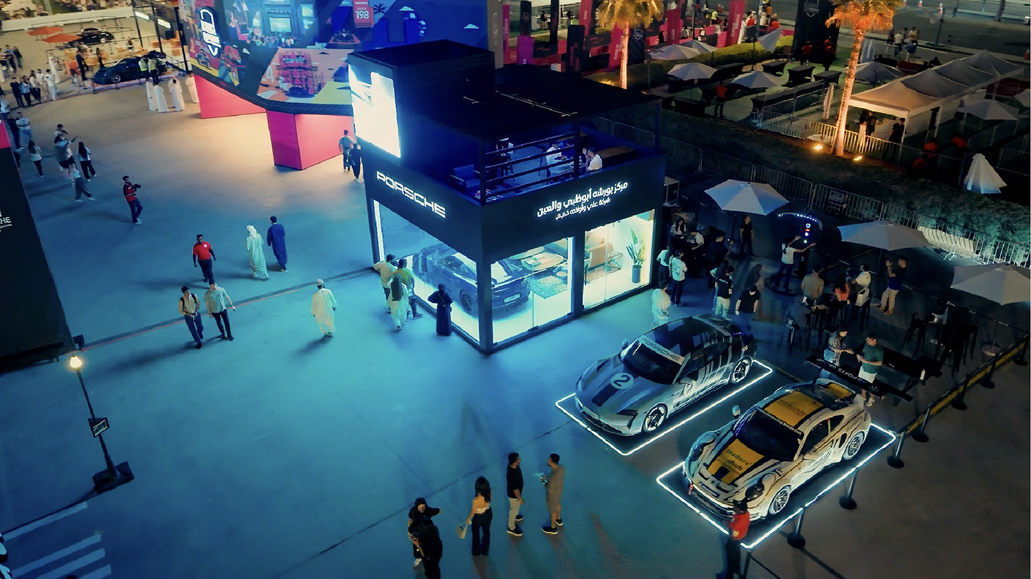 مركز بورشه أبوظبي يستعرض معرضاً مستداماً وقابلاً لإعادة الاستخدام في فعالية Icons of Porsche 2025