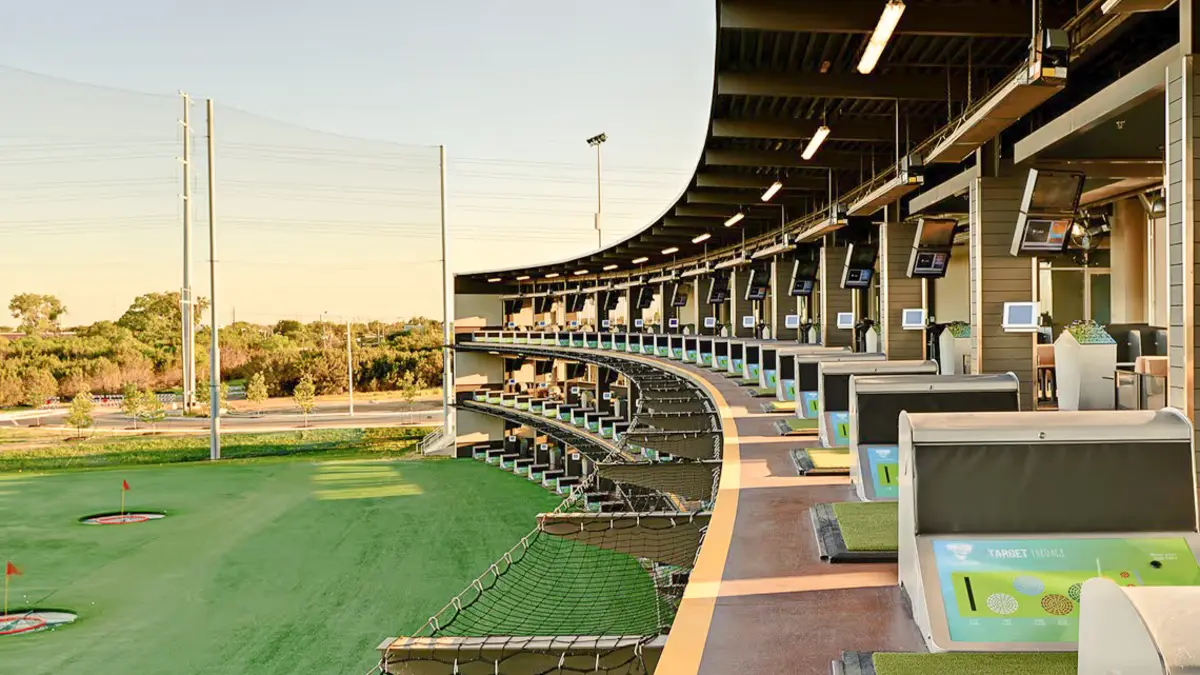 topgolf facility