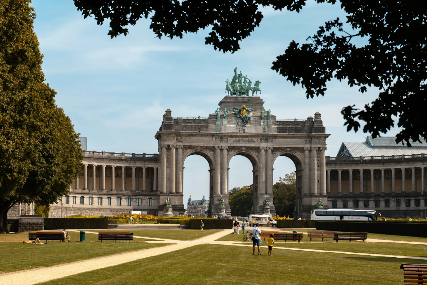 Vista panorâmica do portal do Parque do Cinquentenário, em Bruxelas, na Bélgica