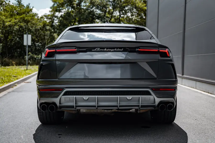 Lamborghini Urus - Heck
