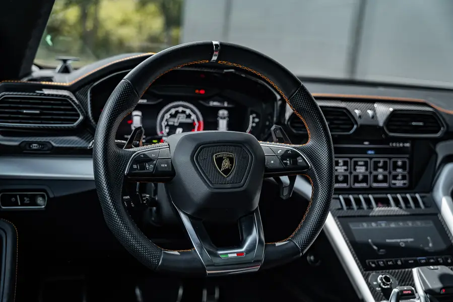 Lamborghini Urus - Interieur 2