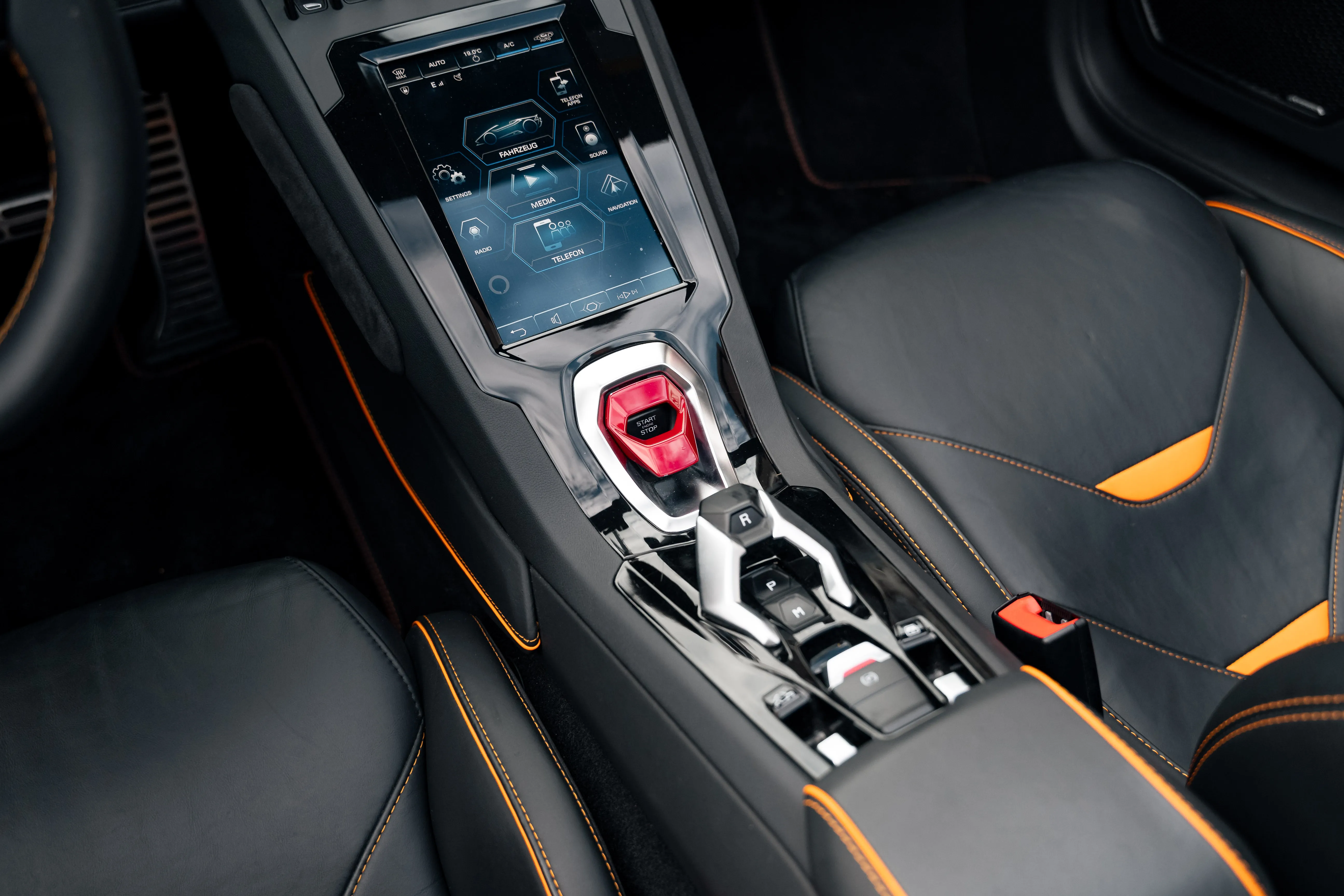 Lamborghini-Huracan-Evo-Spyder - Interieur 2