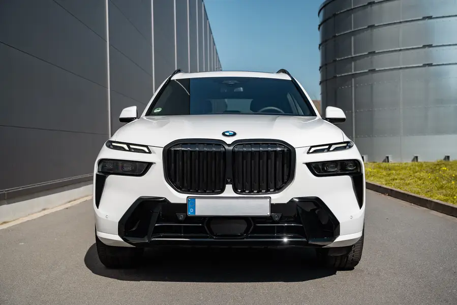 BMW X7 xDrive40d - Front