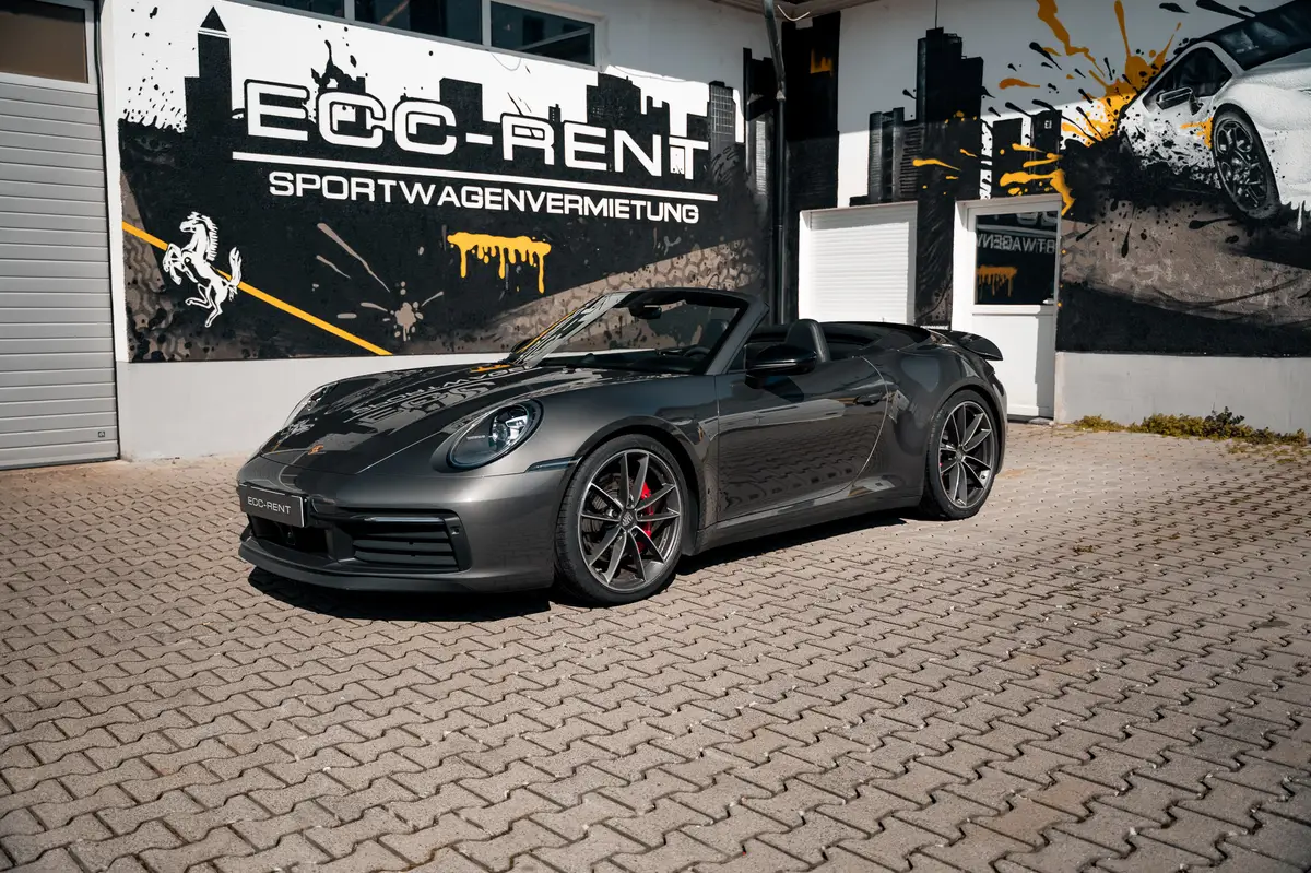 Porsche 911 Carrera S (992)