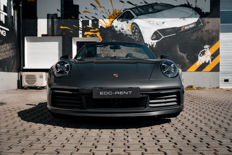 Porsche Carrera S - Front