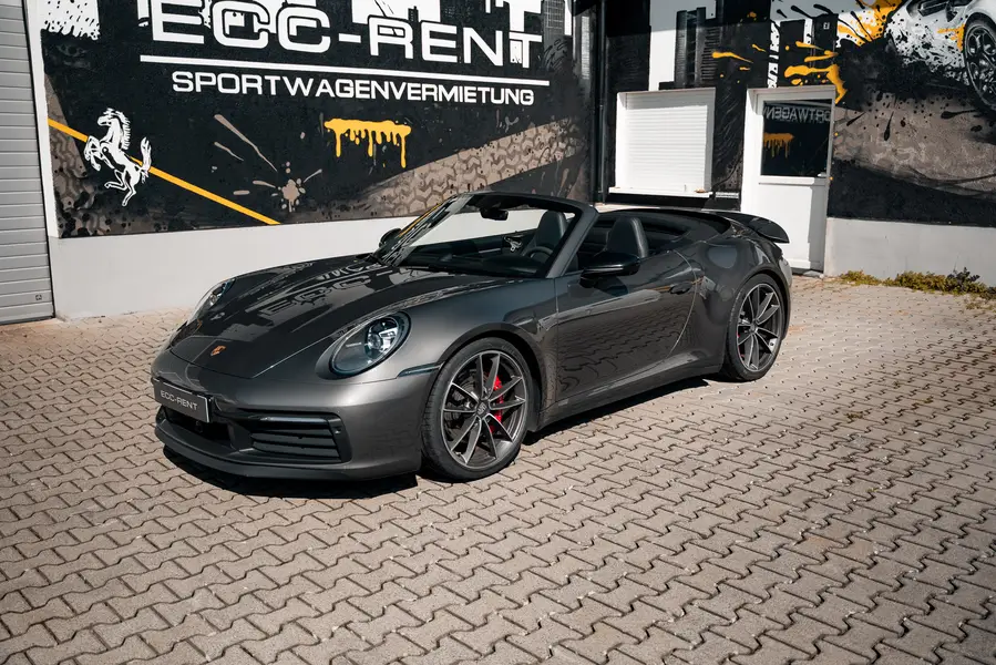 Porsche Carrera S - Front