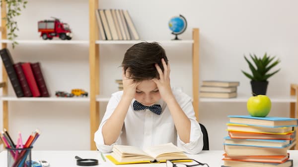 Positive vs. Negative Reinforcement in ABA: What Parents Should Know