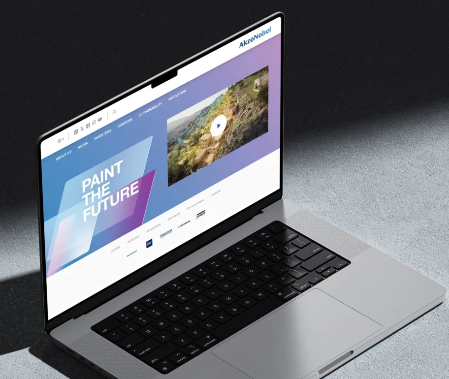 A digital platform showing an open project folder with a minimalist design, featuring a workspace and an annotation tool.